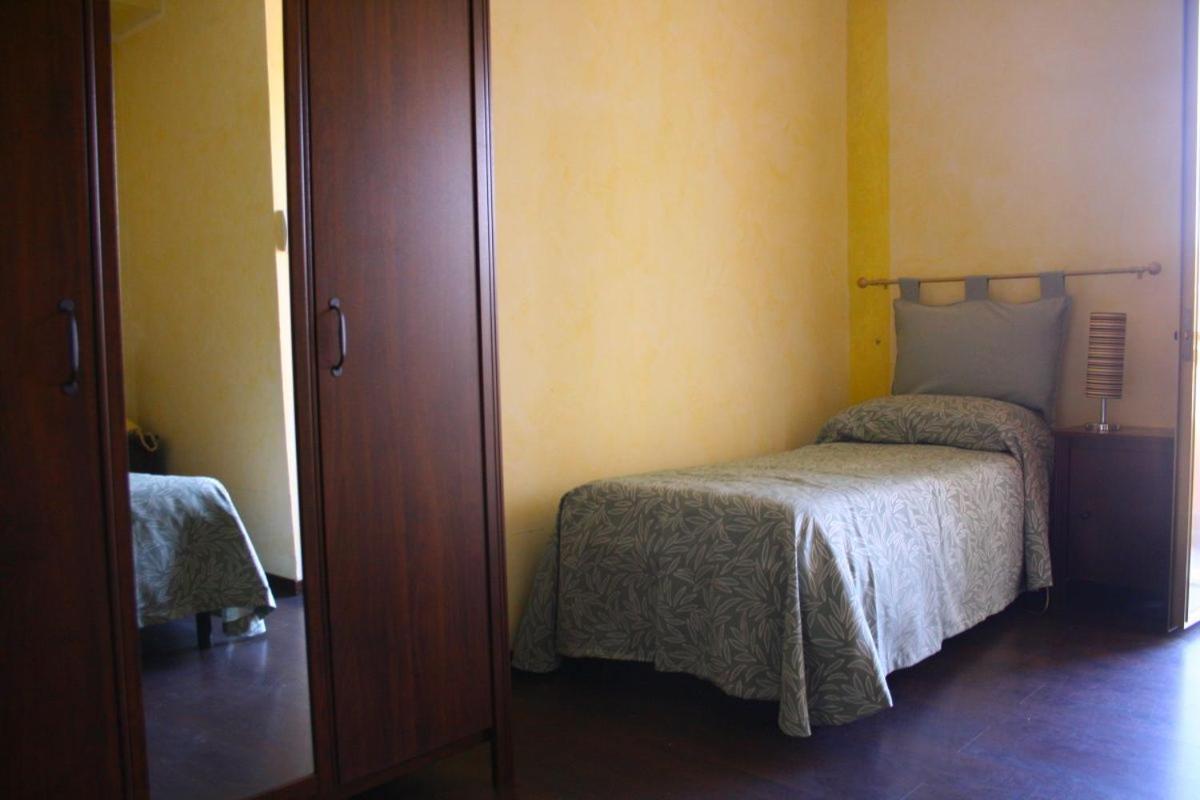 Albergo Vecchio Pavone بورغارّو تورينيسِّ المظهر الخارجي الصورة